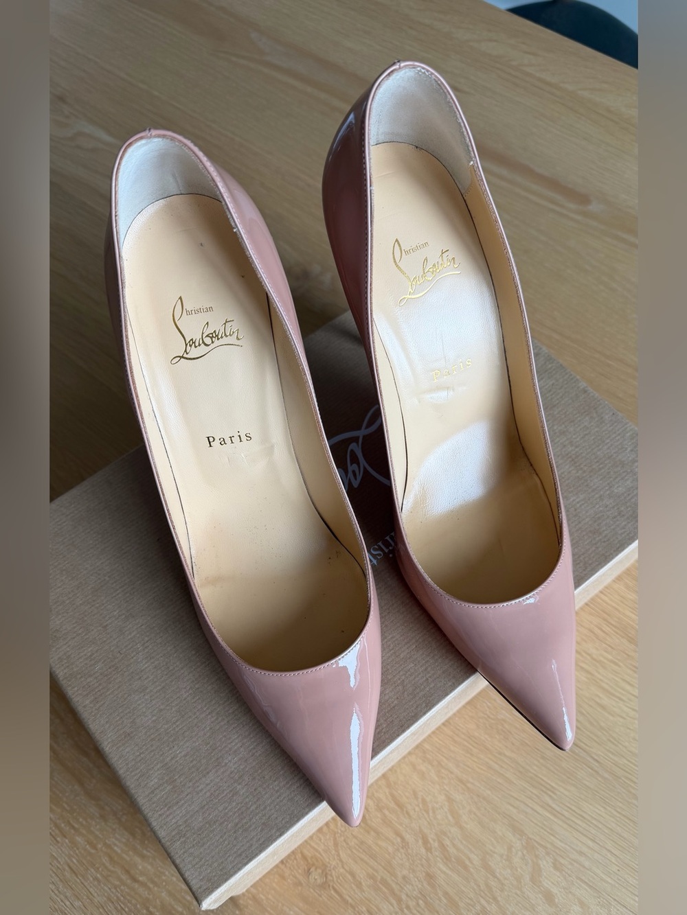 Christian Louboutin, 42.5 So Kate nude heels